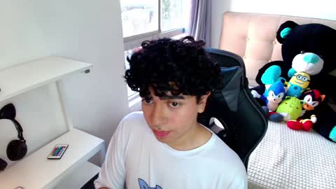 Snapshot of _nickconnor1 chatting on 12.19.24 Nicolas online show from 12.19.24