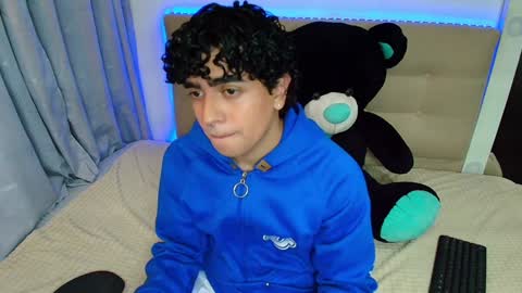 Snapshot of _nickconnor1 chatting on 12.27.24 Nicolas online show from 12.27.24