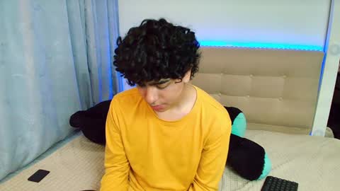 Snapshot of _nickconnor1 chatting on 12.29.24 Nicolas online show from 12.29.24