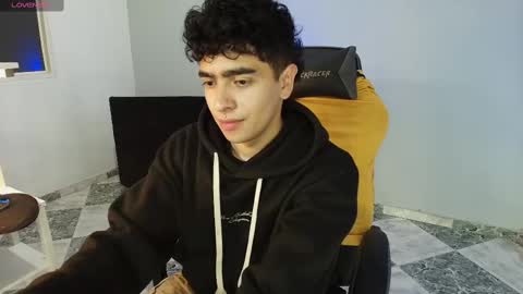 Snapshot of _nickconnor1 chatting on 09.10.25 Nicolas online show from 09.10.25
