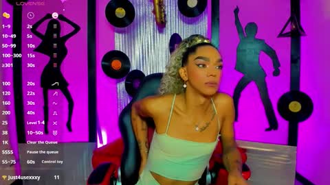 Snapshot of _nickyminach chatting on 02.17.26 Nicky Please help me with your thumbs up its importan online show from 02.17.26