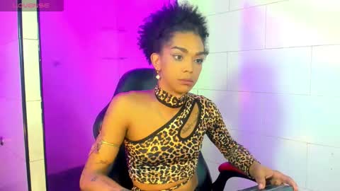 Nicky  Please help me with your thumbs up its importan online show from 03.09.26