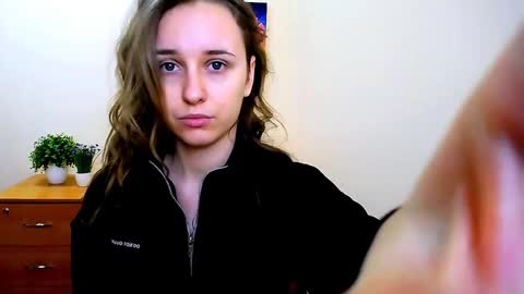 Snapshot of _nicole_new chatting on 02.07.25 Nica online show from 02.07.25