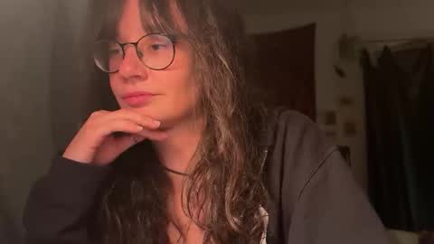 Mila online show from 03.25.26