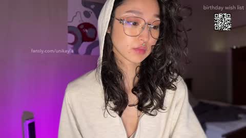 Mikayla online show from 01.23.25