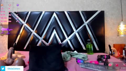 Snapshot of _oliviacarter_ chatting on 01.23.25 oliviacarter online show from 01.23.25