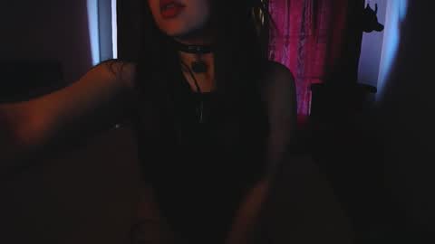 Paris online show from 03.02.26