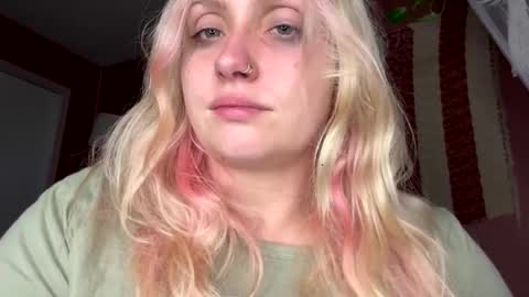 _peaceoutgirlscout_ online show from 10.17.25