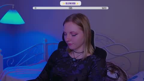 Snapshot of _penisflytrap_ chatting on 02.25.26 Viktoria online show from 02.25.26