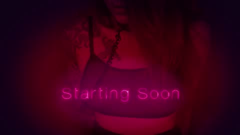  HADLY today day-off see u online 0112  online show from 11.15.25