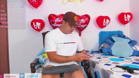 Snapshot of _ragnarb chatting on 03.06.25 online show from 03.06.25