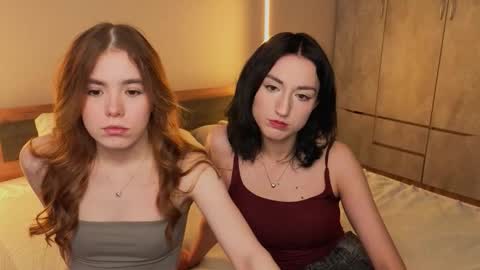 Snapshot of _reverse_gang_ chatting on 02.12.26 LISSAPVT IS OPEN online show from 02.12.26