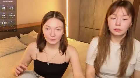 Snapshot of _reverse_gang_ chatting on 02.15.26 LISSAPVT IS OPEN online show from 02.15.26