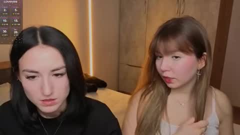 Snapshot of _reverse_gang_ chatting on 02.27.26 LISSAPVT IS OPEN online show from 02.27.26