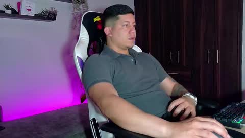 Roberto online show from 12.19.25