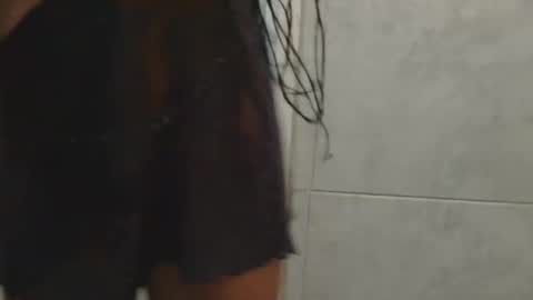 Snapshot of _roxxana chatting on 12.04.25 Roxxana online show from 12.04.25