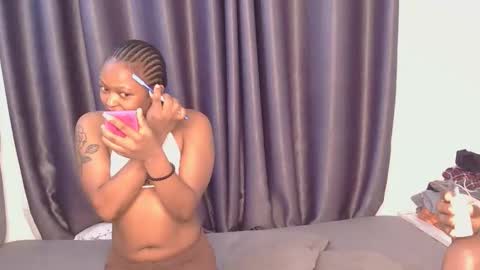  Roxxana online show from 04.12.26