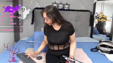 Samanta online show from 10.17.25