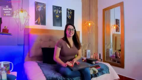 SAMANTHA FOX online show from 01.08.26