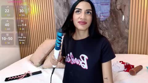 SAMARA SMITH  online show from 10.14.25