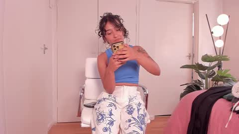 Sandyy online show from 02.19.25