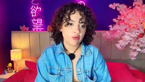 Sara online show from 04.11.26