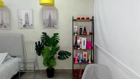 Sassy Girl online show from 03.10.25