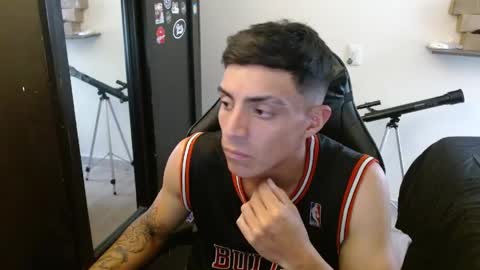 SCHNEIDER online show from 04.12.26