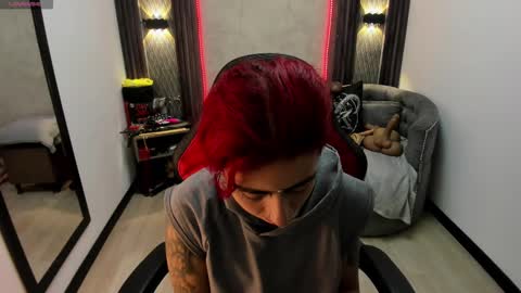 Selene online show from 02.28.25