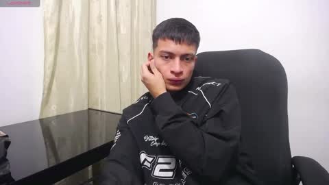 Juan Pablo-independent model online show from 01.17.25