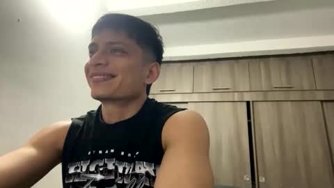 Juan Pablo-independent model online show from 02.09.26