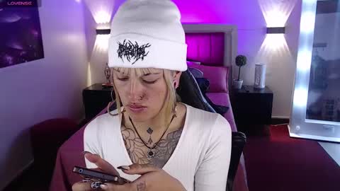 _sharlotte777 online show from 03.11.25