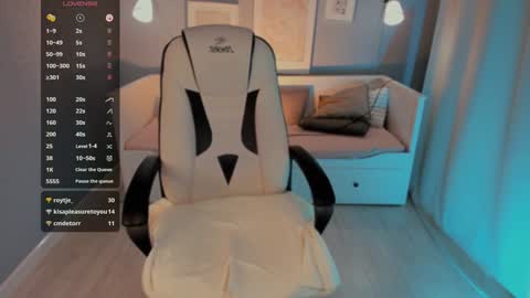 Sofi  Follow me  online show from 12.14.24