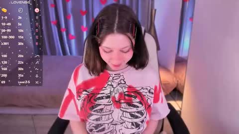 Sofi  Follow me  online show from 02.14.25