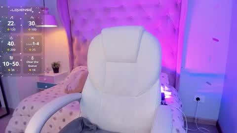 Sophie  online show from 03.06.26