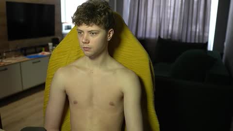 OLIVERpvt is open online show from 03.14.26