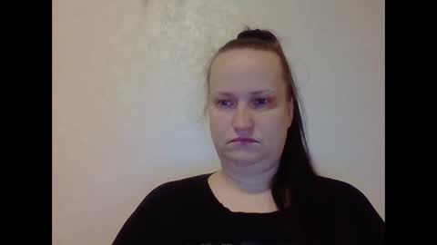 Snapshot of _squirty_pussyyy_ chatting on 12.05.24 Melisa online show from 12.05.24