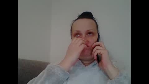 Snapshot of _squirty_pussyyy_ chatting on 12.24.24 Melisa online show from 12.24.24