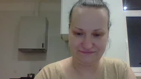 Snapshot of _squirty_pussyyy_ chatting on 01.11.25 Melisa online show from 01.11.25