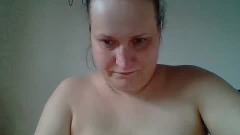 Snapshot of _squirty_pussyyy_ chatting on 02.12.25 Melisa online show from 02.12.25