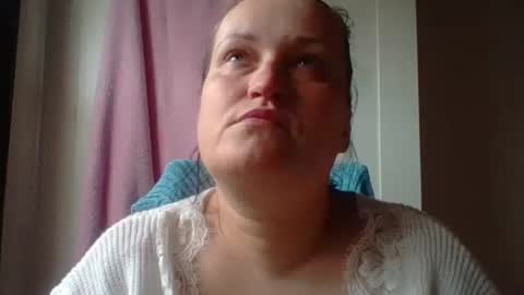 Snapshot of _squirty_pussyyy_ chatting on 02.15.25 Melisa online show from 02.15.25