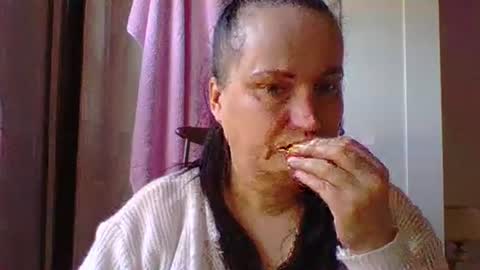 Snapshot of _squirty_pussyyy_ chatting on 02.26.25 Melisa online show from 02.26.25
