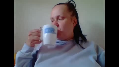 Snapshot of _squirty_pussyyy_ chatting on 09.12.25 Melisa online show from 09.12.25