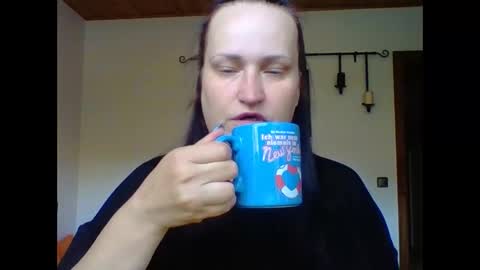 Snapshot of _squirty_pussyyy_ chatting on 09.15.25 Melisa online show from 09.15.25