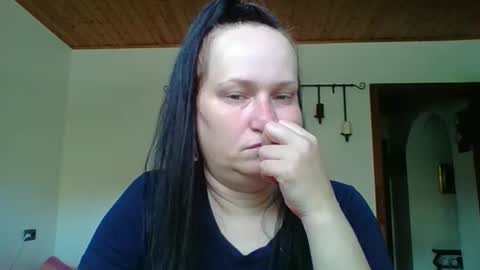 Snapshot of _squirty_pussyyy_ chatting on 09.22.25 Melisa online show from 09.22.25