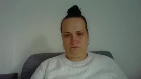 Snapshot of _squirty_pussyyy_ chatting on 09.30.25 Melisa online show from 09.30.25