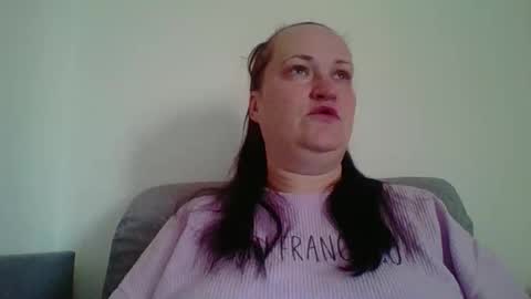 Snapshot of _squirty_pussyyy_ chatting on 10.01.25 Melisa online show from 10.01.25