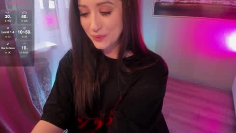 Snapshot of _sserendipityy_ chatting on 03.31.26 _sserendipityy_ online show from 03.31.26