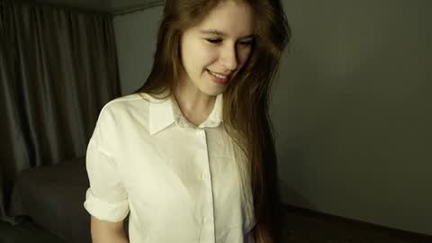 Snapshot of _stella_grace_ chatting on 04.04.26 Stella Grace online show from 04.04.26