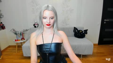 Marie online show from 01.24.25